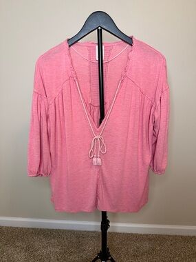 We The Free Coral Pink V-Neck Tassel Tunic